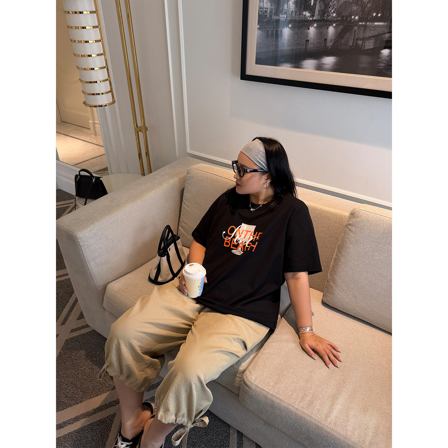 铅笔小鑫大码女装藏肉显瘦酒杯字母印花宽松短袖T恤