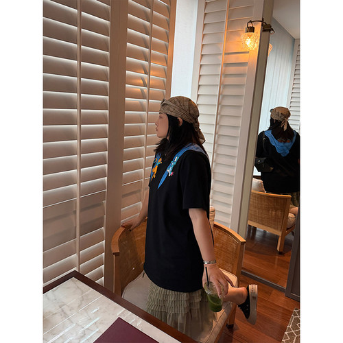 铅笔小鑫大码女装万搭小黑裙趣味卡通印花宽松直筒T裙