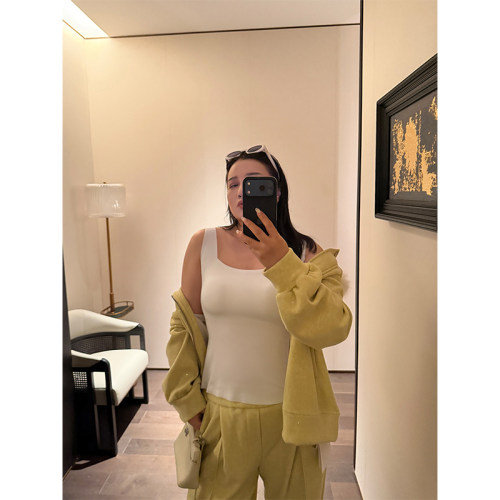 铅笔小鑫大码女装无痕自带胸垫亲肤高弹力200斤可穿宽肩带背心