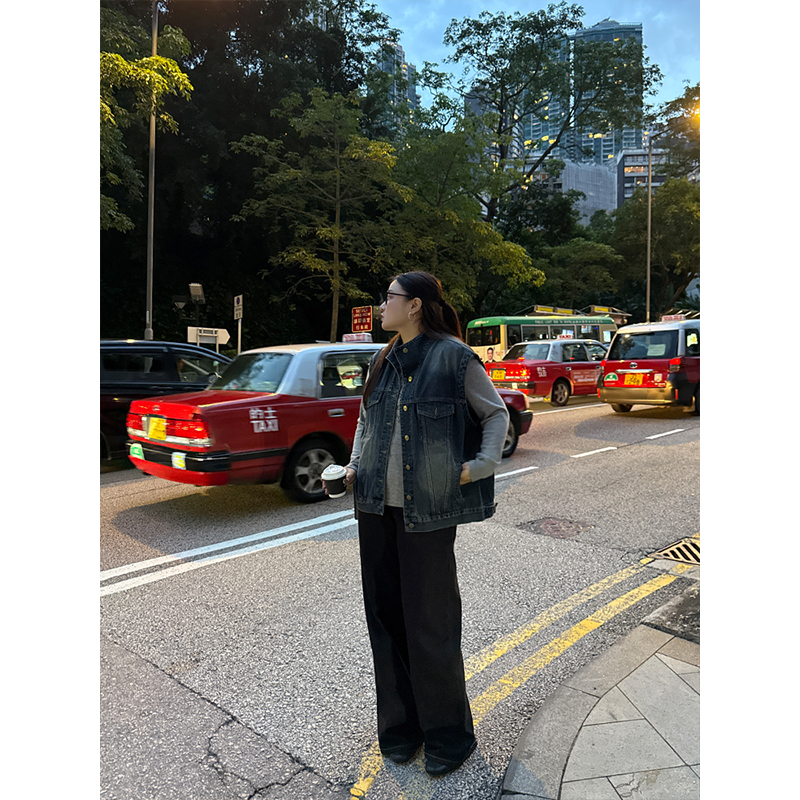 铅笔小鑫大码女装 洗水做旧 经典立领 百搭能手 牛仔马甲外套