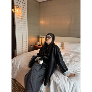 铅笔小鑫大码女装 蕾丝拼接 松弛简约 显瘦皮衣外套