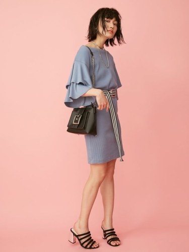 日系日本荷叶袖针织系带连衣裙