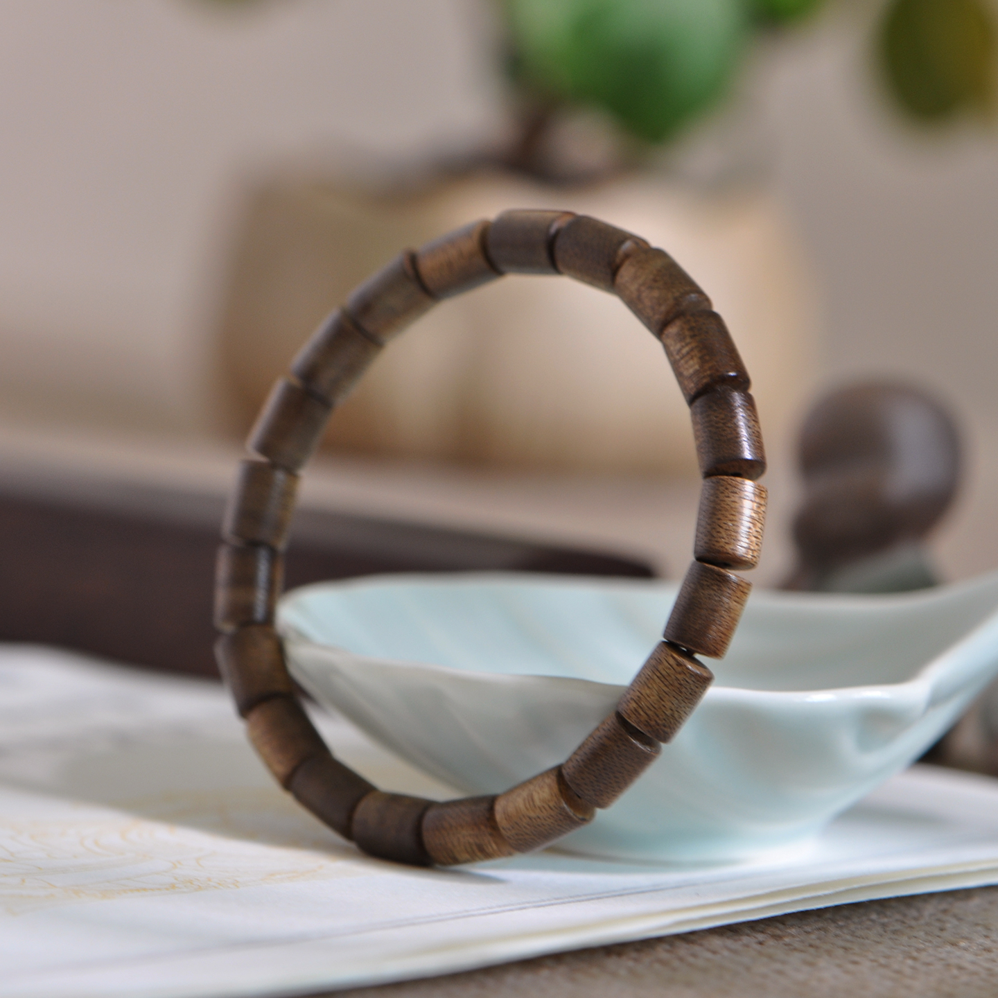 芽庄桶珠沉香木手串时尚简约男女