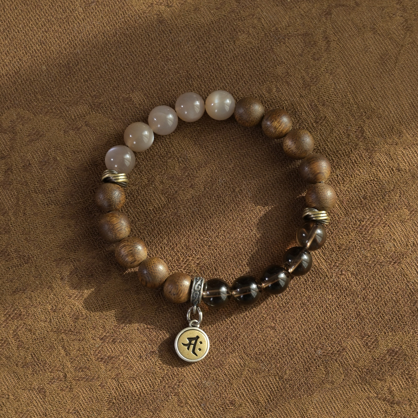 异木石行文艺沉香月光茶水晶手串