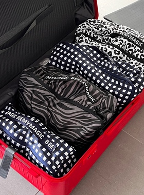 LLM 韩国beemymagic旅行收纳袋宝宝衣服杂物整理袋便携手提化妆包