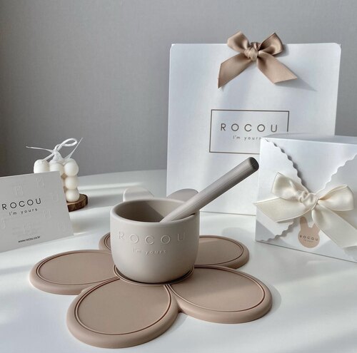 韩国ROCOU硅胶餐垫心形花型防摔