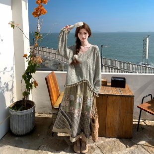 2026新款 女春季 绝美超火碎花半身裙两件套 套装 波西米亚流苏针织衫