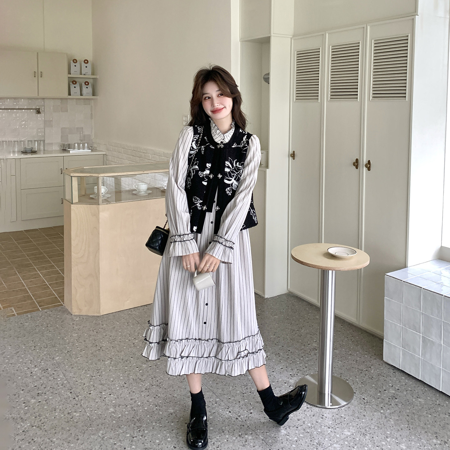 减龄气质学院风条纹连衣裙套装女春季2026新款法式超火马甲两件套,女装/女士精品,连衣裙,淘宝优惠券,粉丝福利购,淘宝优惠卷