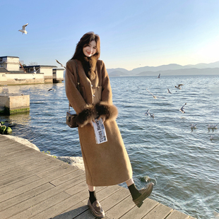 美拉德咖色毛呢外套半身裙套装女冬季新款千金风90羽绒内胆两件套