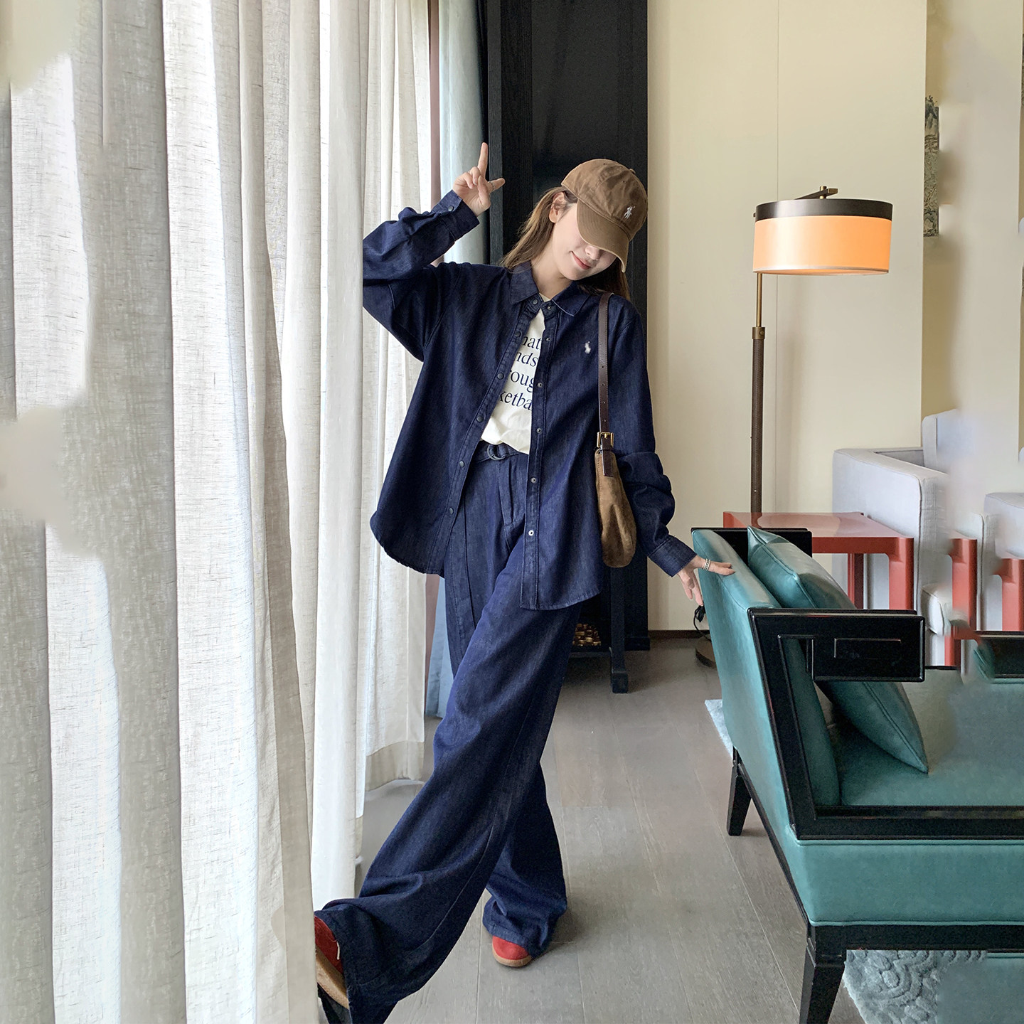 休闲刺绣蓝色牛仔衬衫阔腿裤套装女春季2026新款巨好看韩系两件套