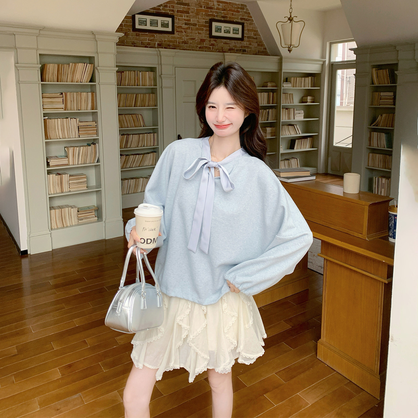 前后两穿甜美蝴蝶结卫衣外套女春季2026新款小个子流行爆款短上衣