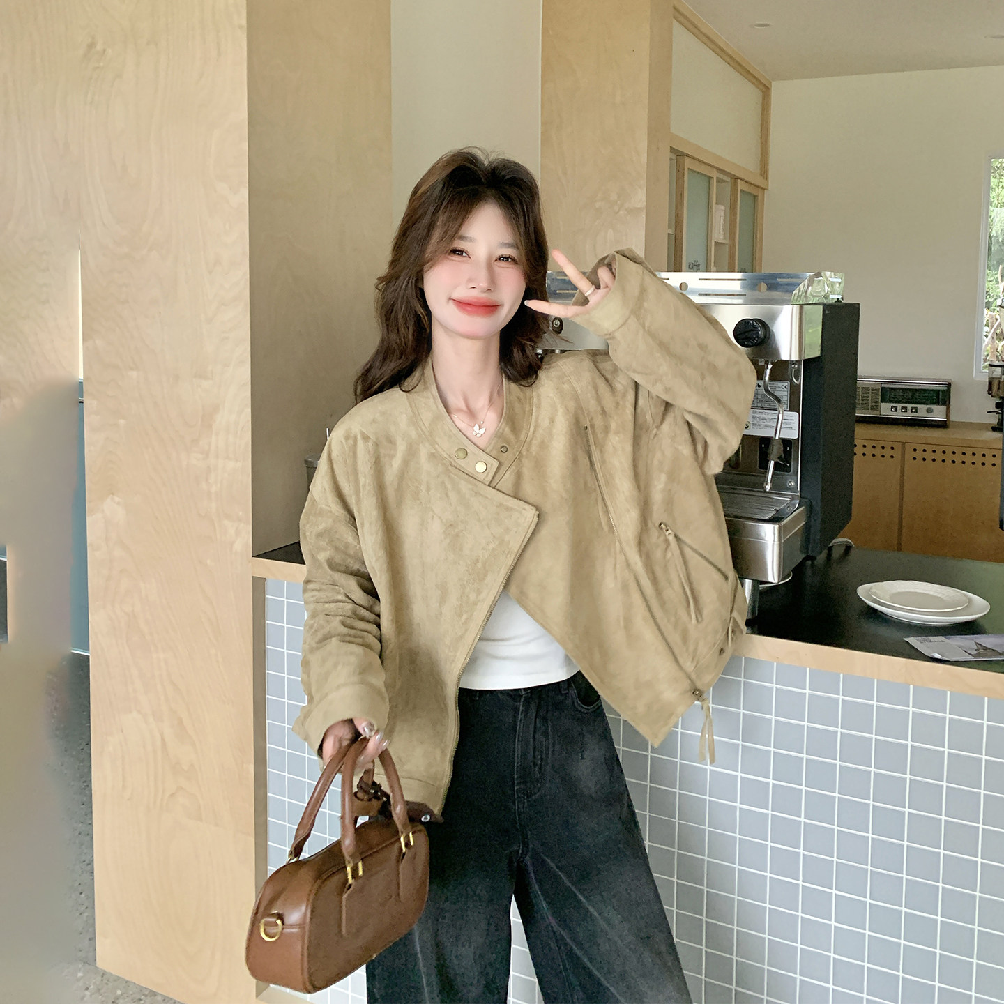 今年流行爆款卡其色立领短款外套女春季2026新款小个子复古风夹克,女装/女士精品,短外套,淘宝优惠券,粉丝福利购,淘宝优惠卷