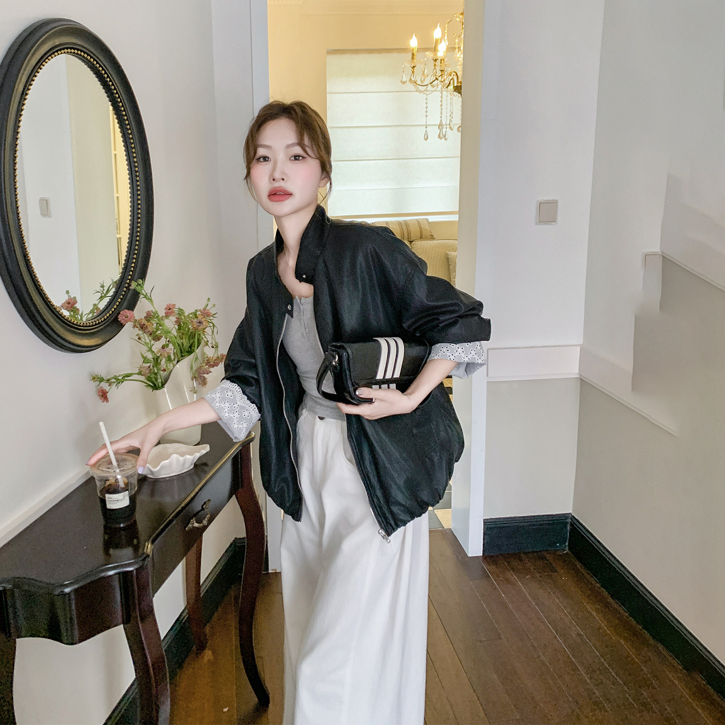 蕾丝拼接黑色复古短款皮衣外套女春季2026新款小个子港风休闲夹克