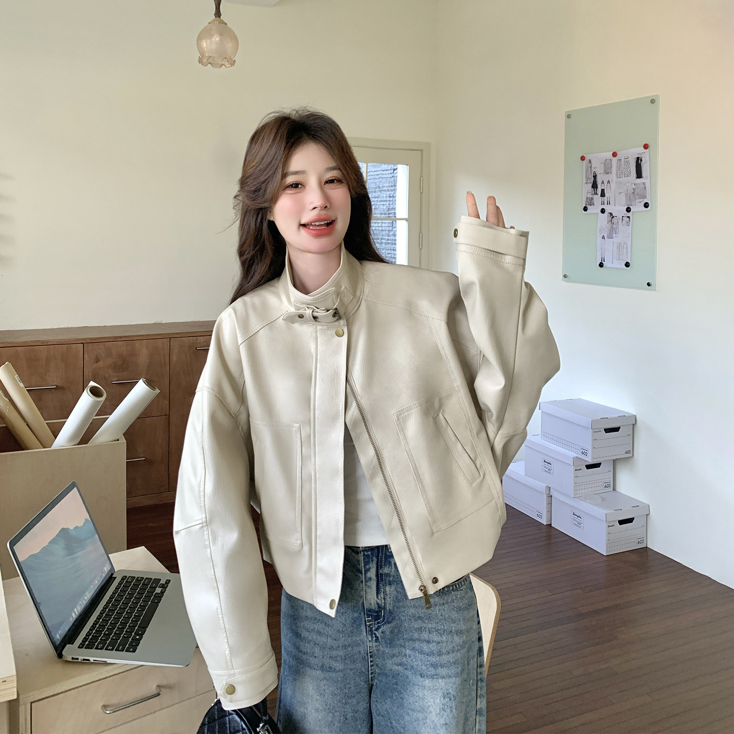 氛围感减龄超火米白色立领皮衣外套女春季2026新款短款小个子夹克