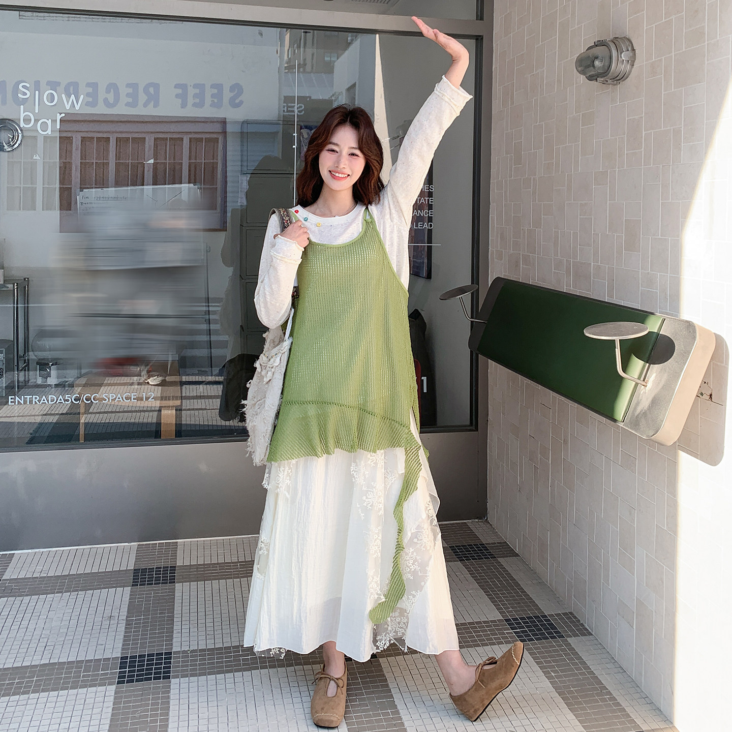 今年流行氛围感穿搭套装女春季2026新款百搭背心T恤半身裙三件套