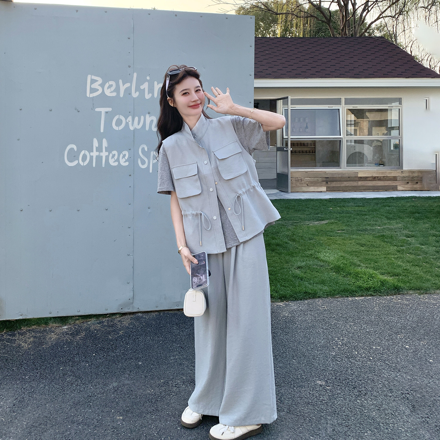 工装风立领马甲T恤套装女夏季2026新款显瘦时尚阔腿裤休闲三件套