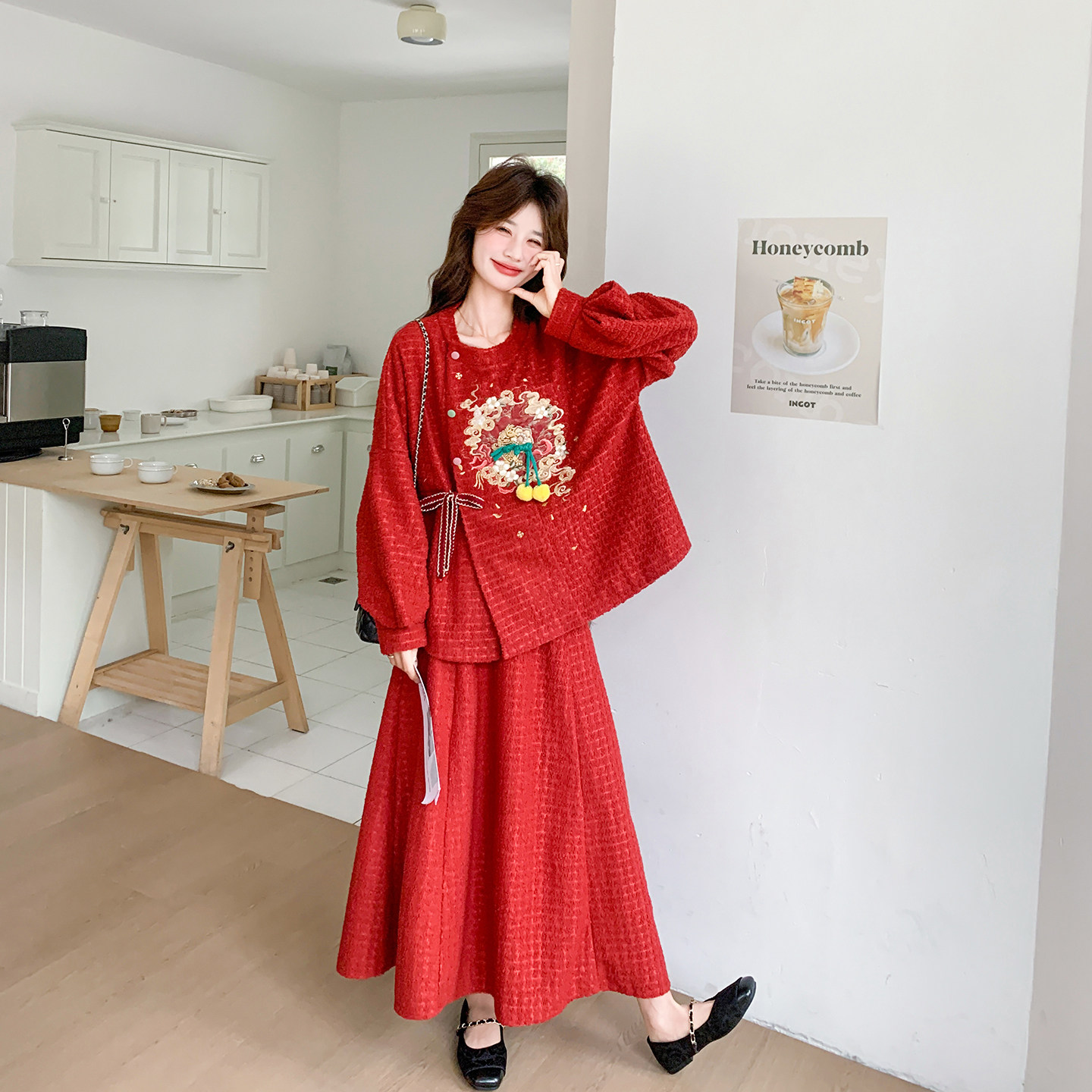 新中式国风甜美气质套装女春季2026新款红色印花卫衣半身裙两件套