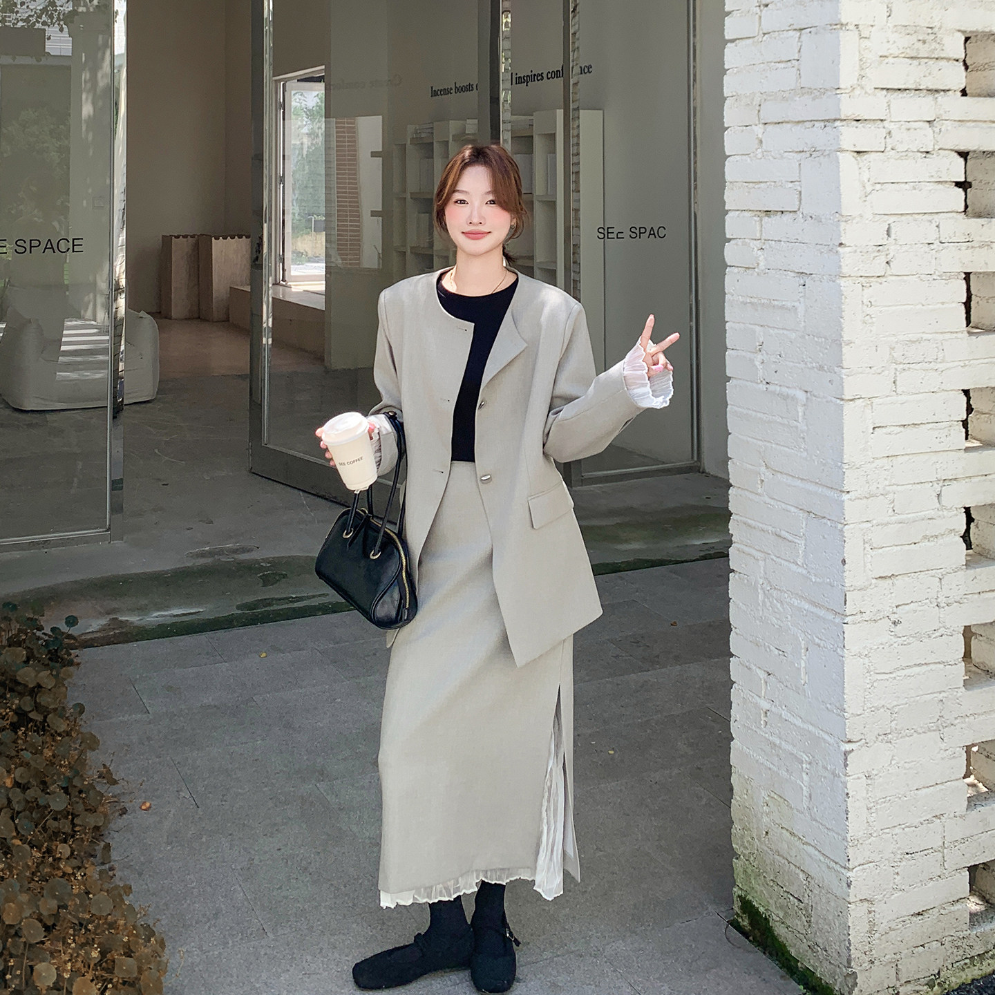 气质韩版高级感穿搭套装女春季2026新款蕾丝拼接西装半身裙两件套,女装/女士精品,时尚套装,淘宝优惠券,粉丝福利购,淘宝优惠卷