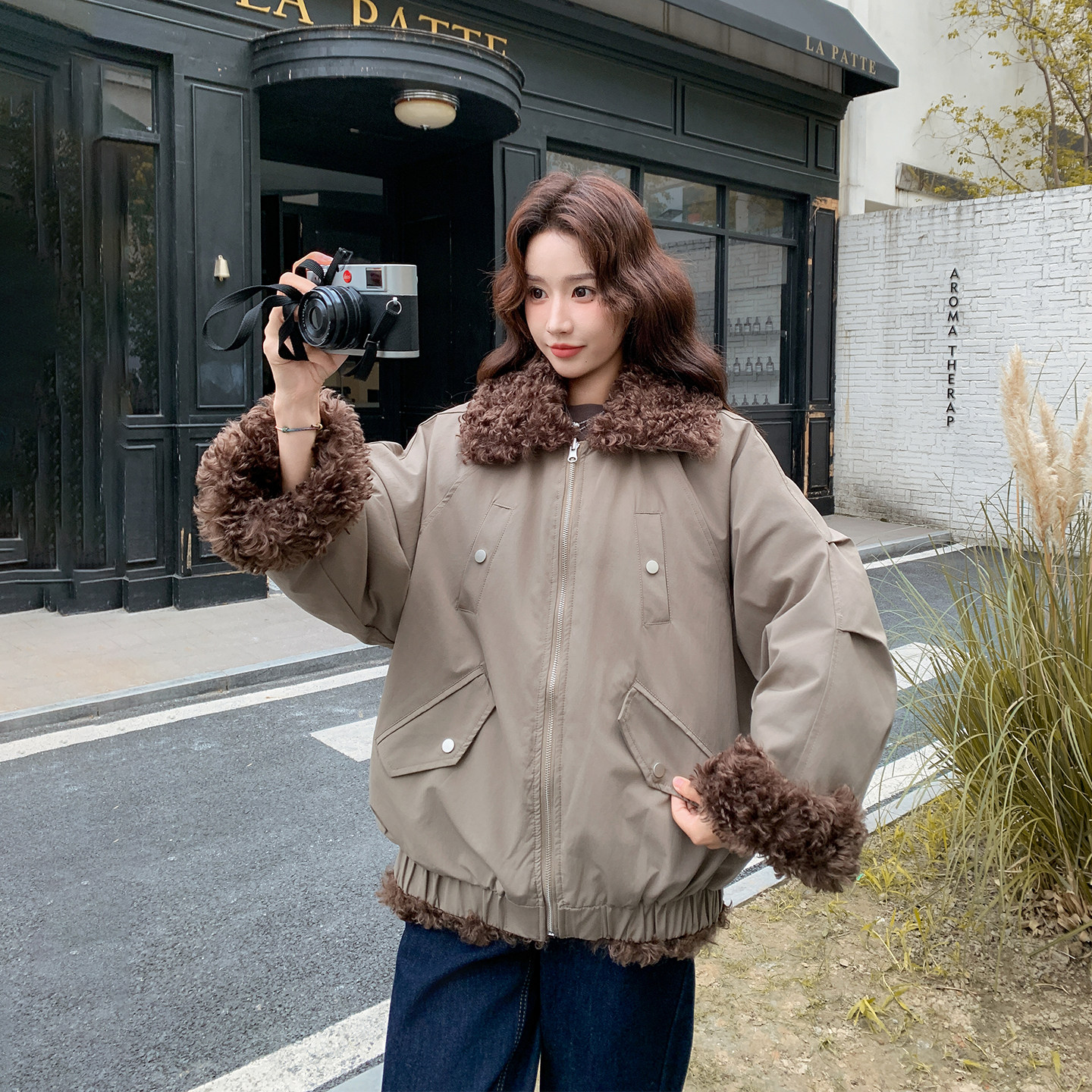 工装减龄羊卷毛派克服女冬季2025新款加绒加厚超火爆款高级感外套,女装/女士精品,派克服,淘宝优惠券,粉丝福利购,淘宝优惠卷