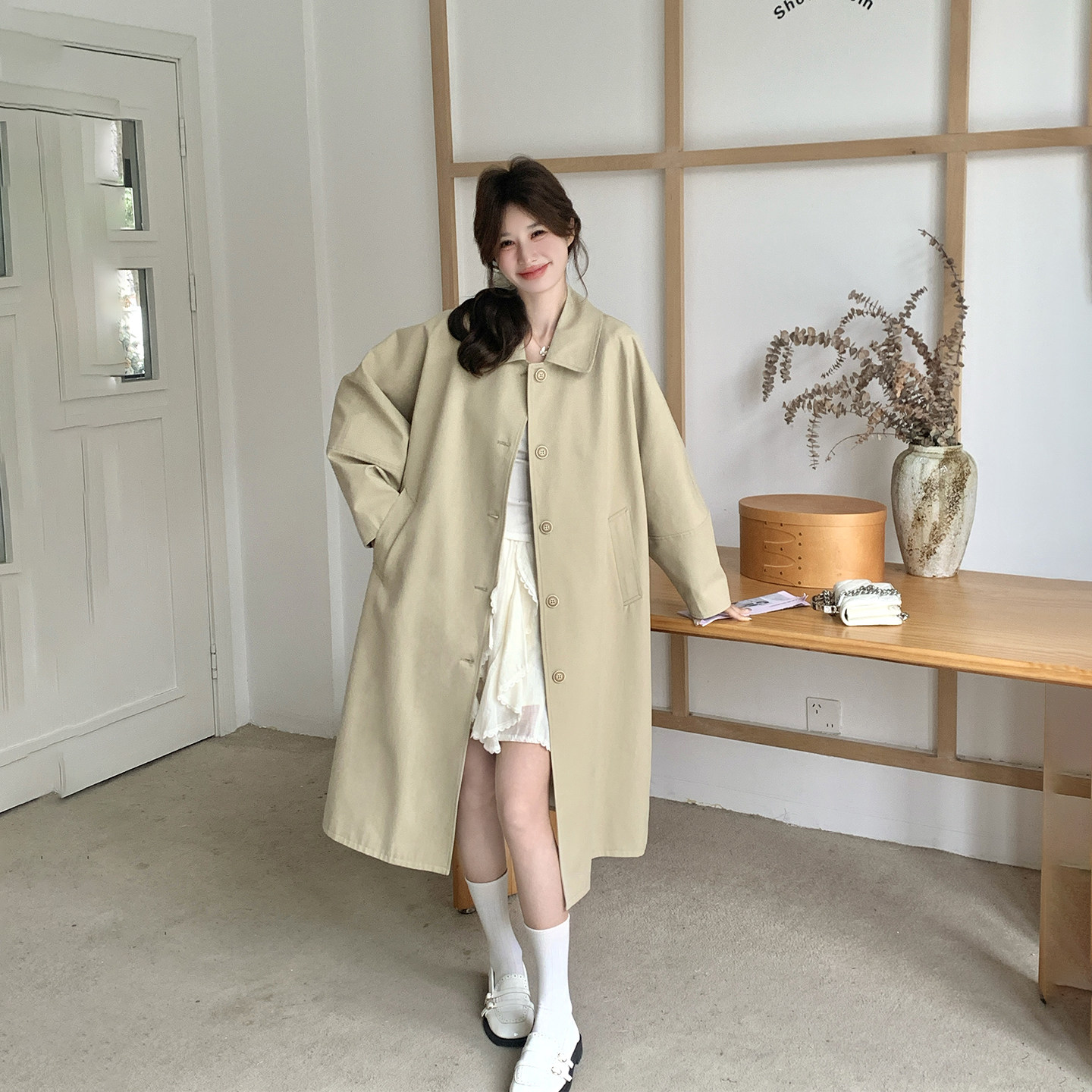 休闲巨好看卡其色风衣外套女春季2026新款中长款流行爆款超火大衣