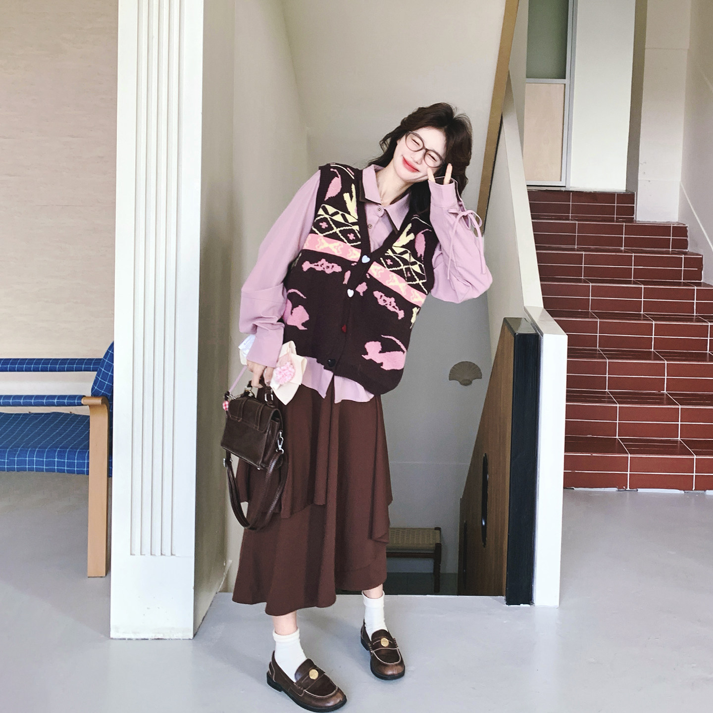 氛围感减龄撞色针织马甲衬衫套装女春季2026新款甜美半身裙三件套