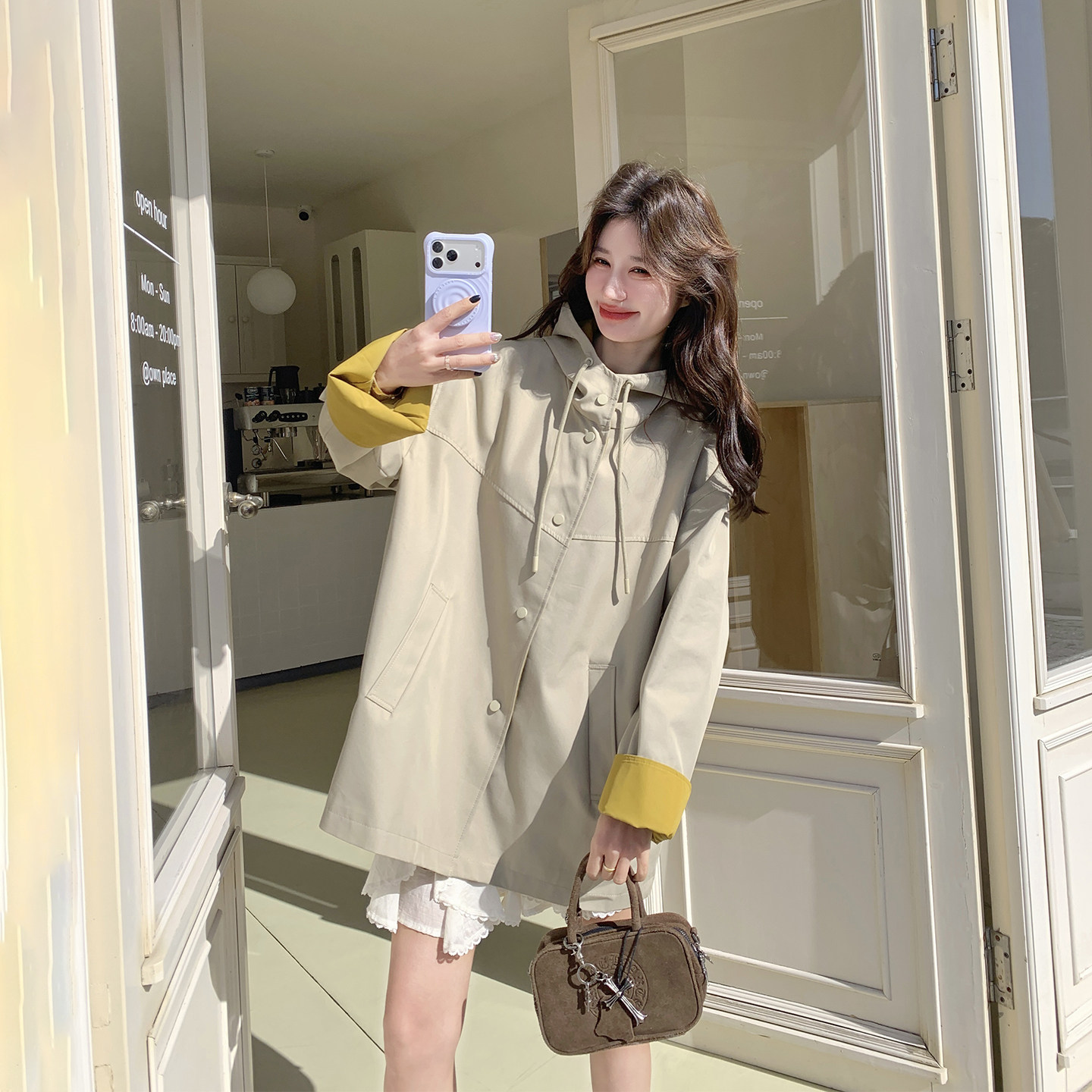 拼接减龄卡其色连帽风衣外套女春季2026新款工装流行爆款超火大衣