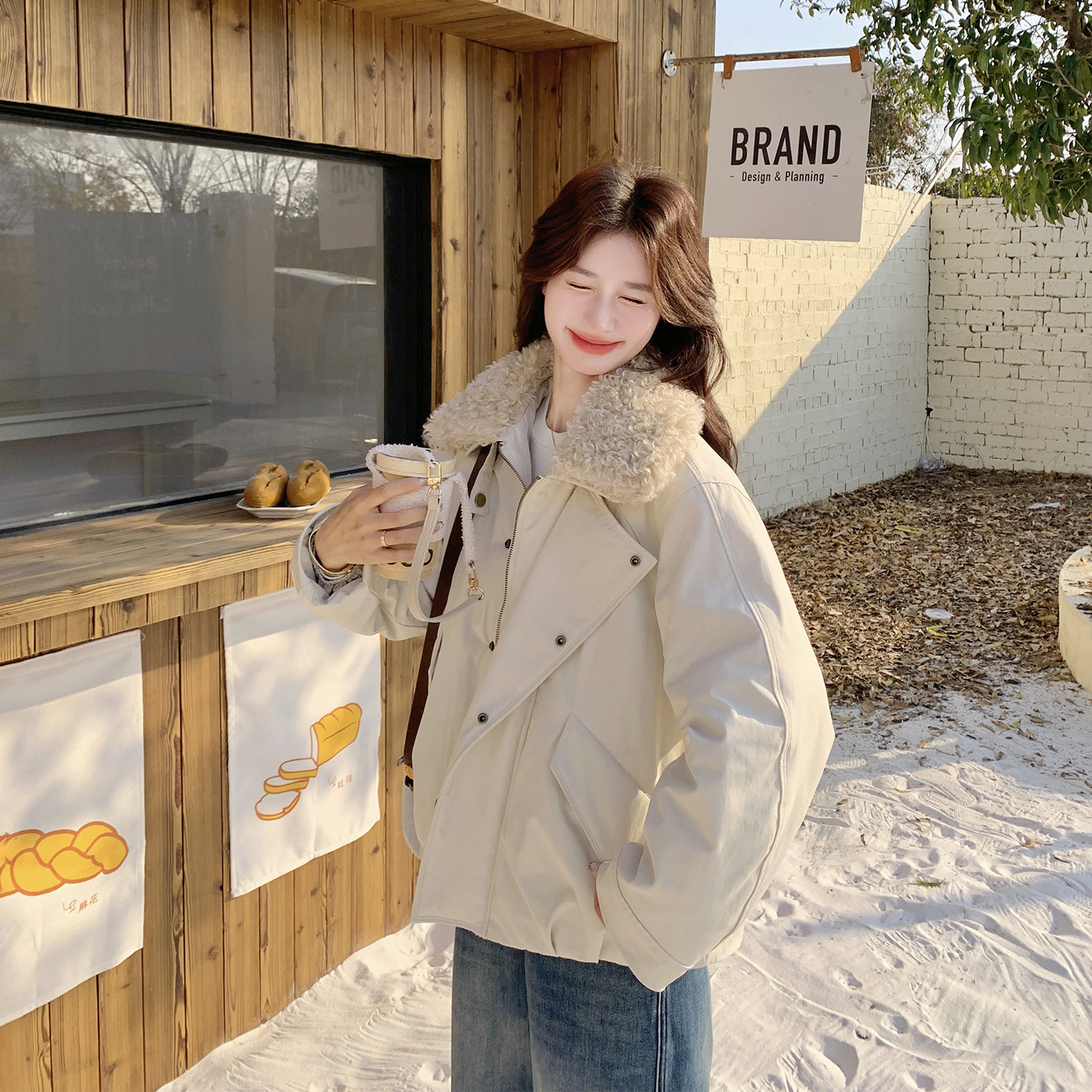 工装减龄米白色派克服羽绒服女冬