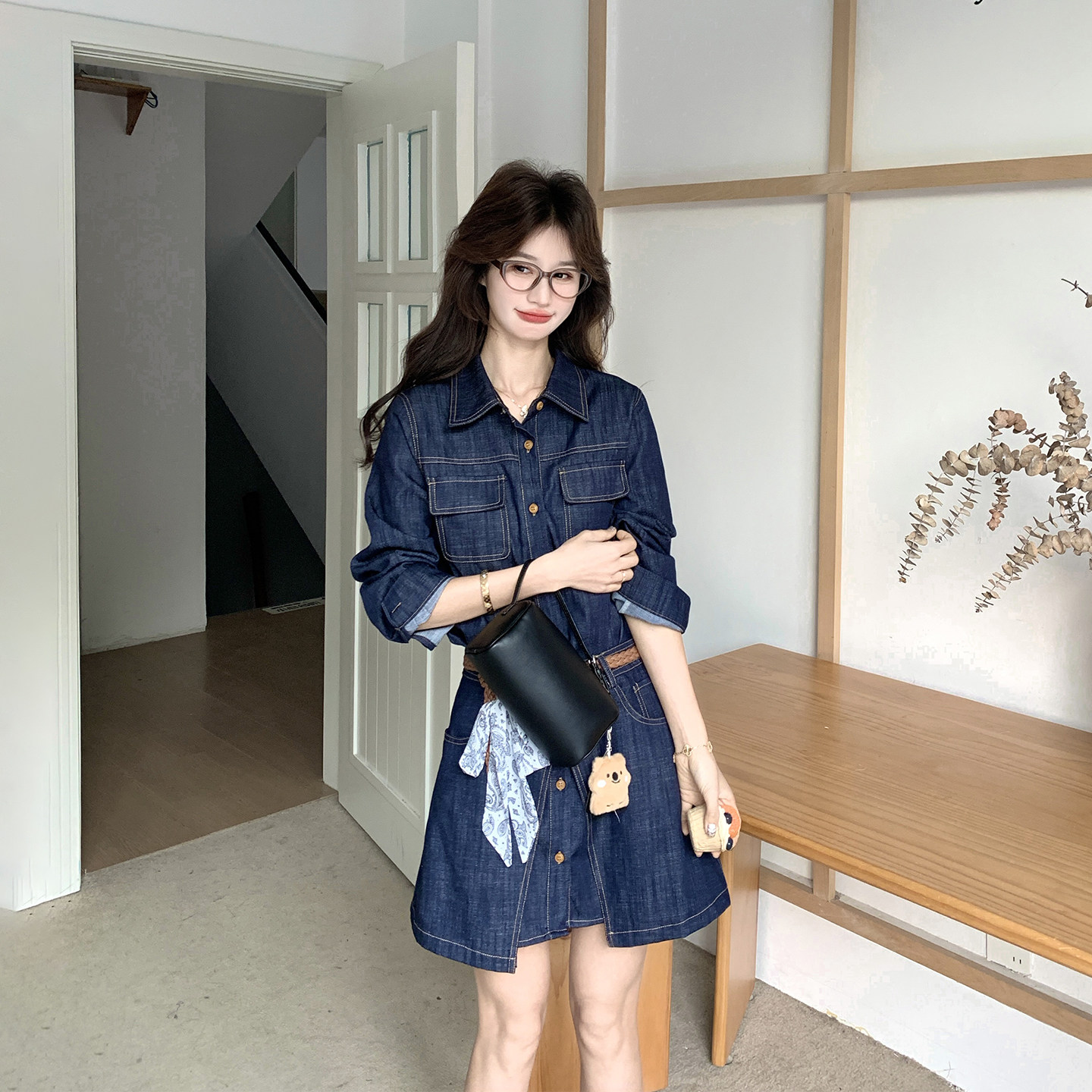 深蓝色高级感牛仔连衣裙套装女春