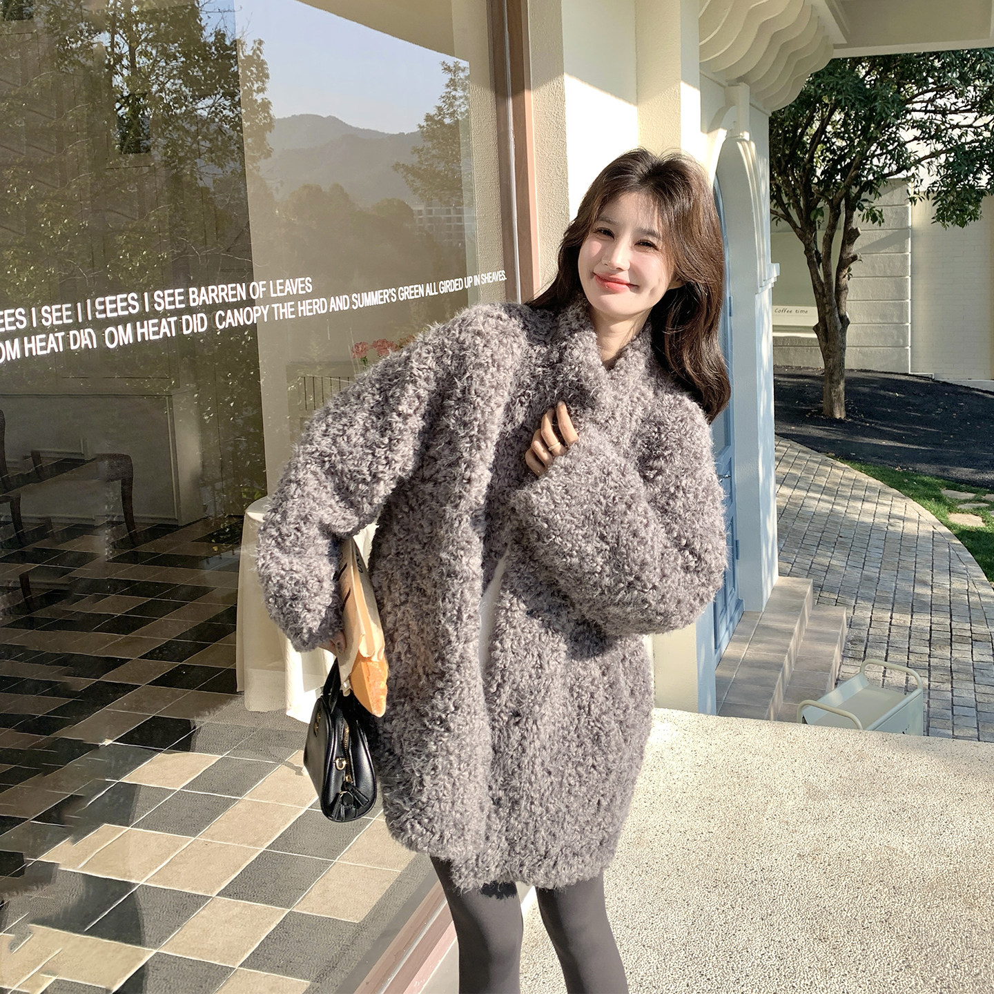 中长款皮毛一体羊羔毛灰色外套女冬季2026新款今年流行巨好看大衣
