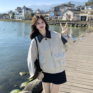 休闲撞色翻领白色皮衣短款外套女春季2026新款小个子机车服PU夹克