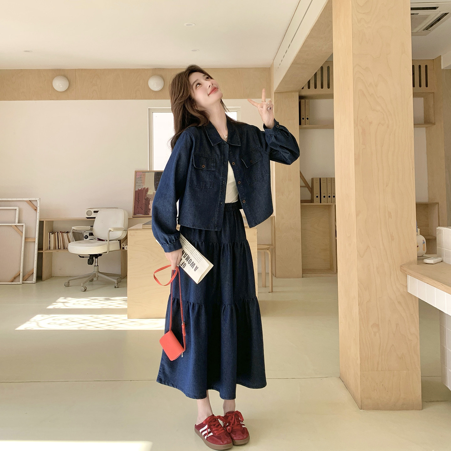 超火减龄巨好看牛仔衬衫套装女春季2026新款ootd穿搭半身裙两件套