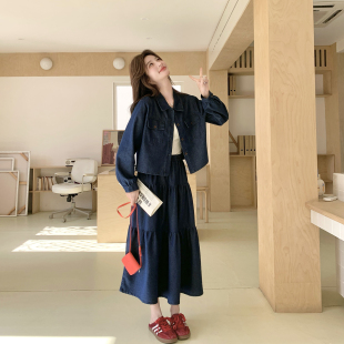 超火减龄巨好看牛仔衬衫套装女春季2026新款ootd穿搭半身裙两件套