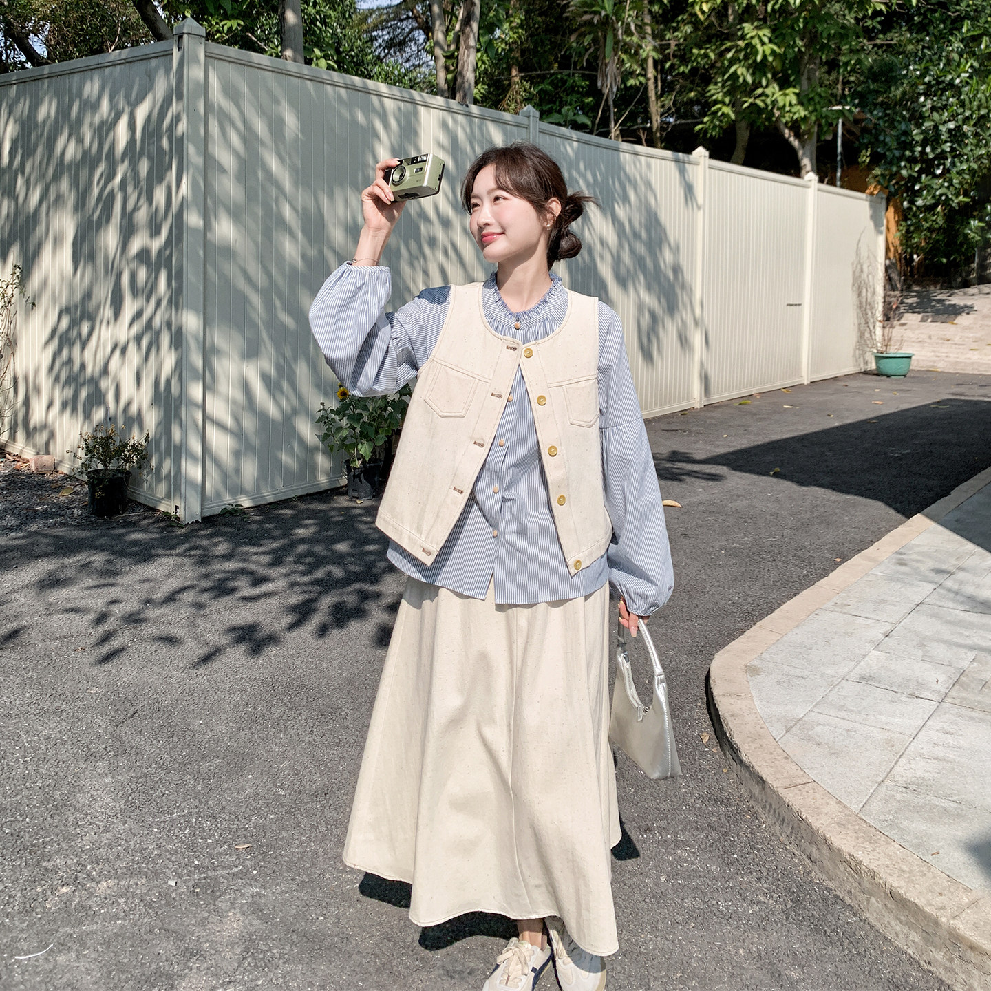 氛围感韩系马甲衬衫半身裙套装女春季2026新款小个子巨好看三件套