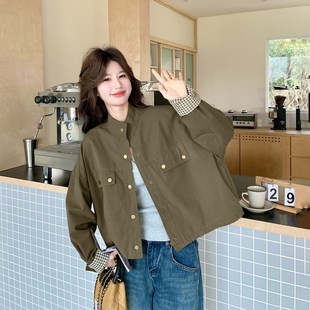 格子拼接军绿色工装短外套女春季2026新款小个子百搭超火减龄夹克