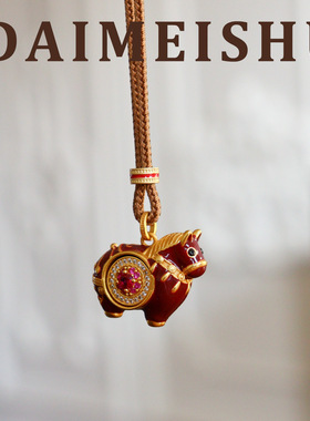 旋转红色滴油小马吊坠项链女秋冬毛衣链轻奢高级感长款本命年饰品