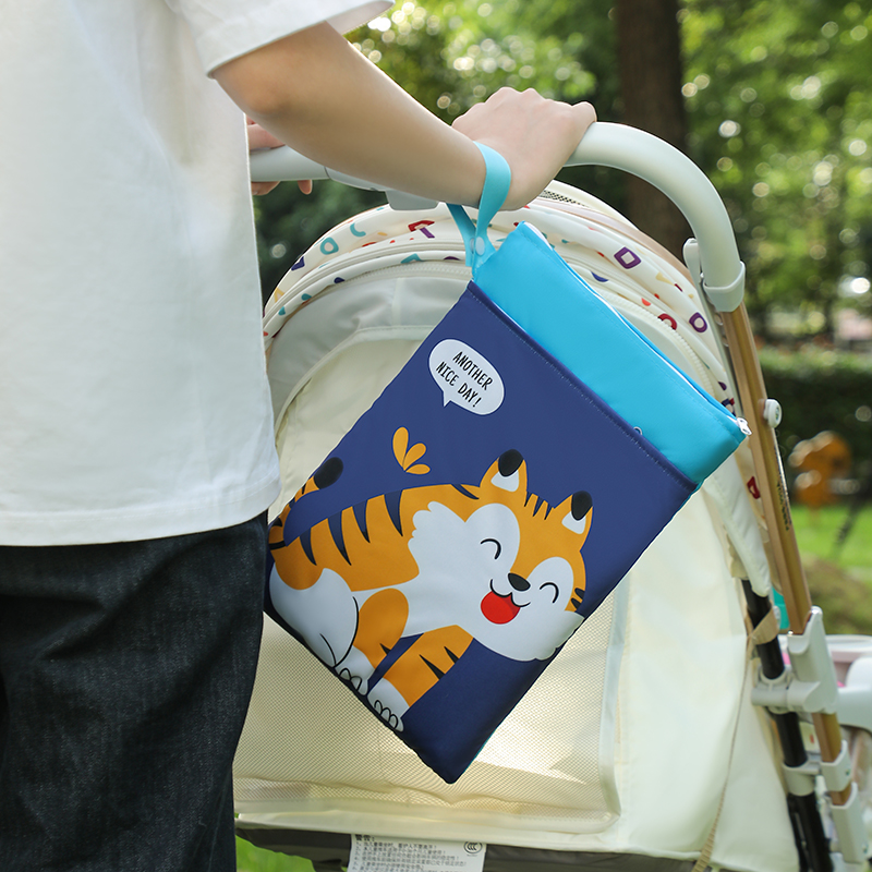 卡通尿不濕收納袋大容量尿片掛袋