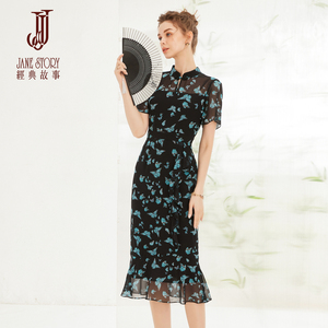 新中式国风绣花连衣裙2026新款夏季气质甜美高级感长裙鱼尾大摆裙