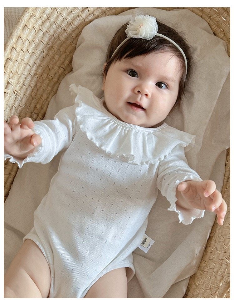 2025女童长袖包屁衣婴儿荷叶领哈衣女孩宝宝纯色木耳边白色连体衣