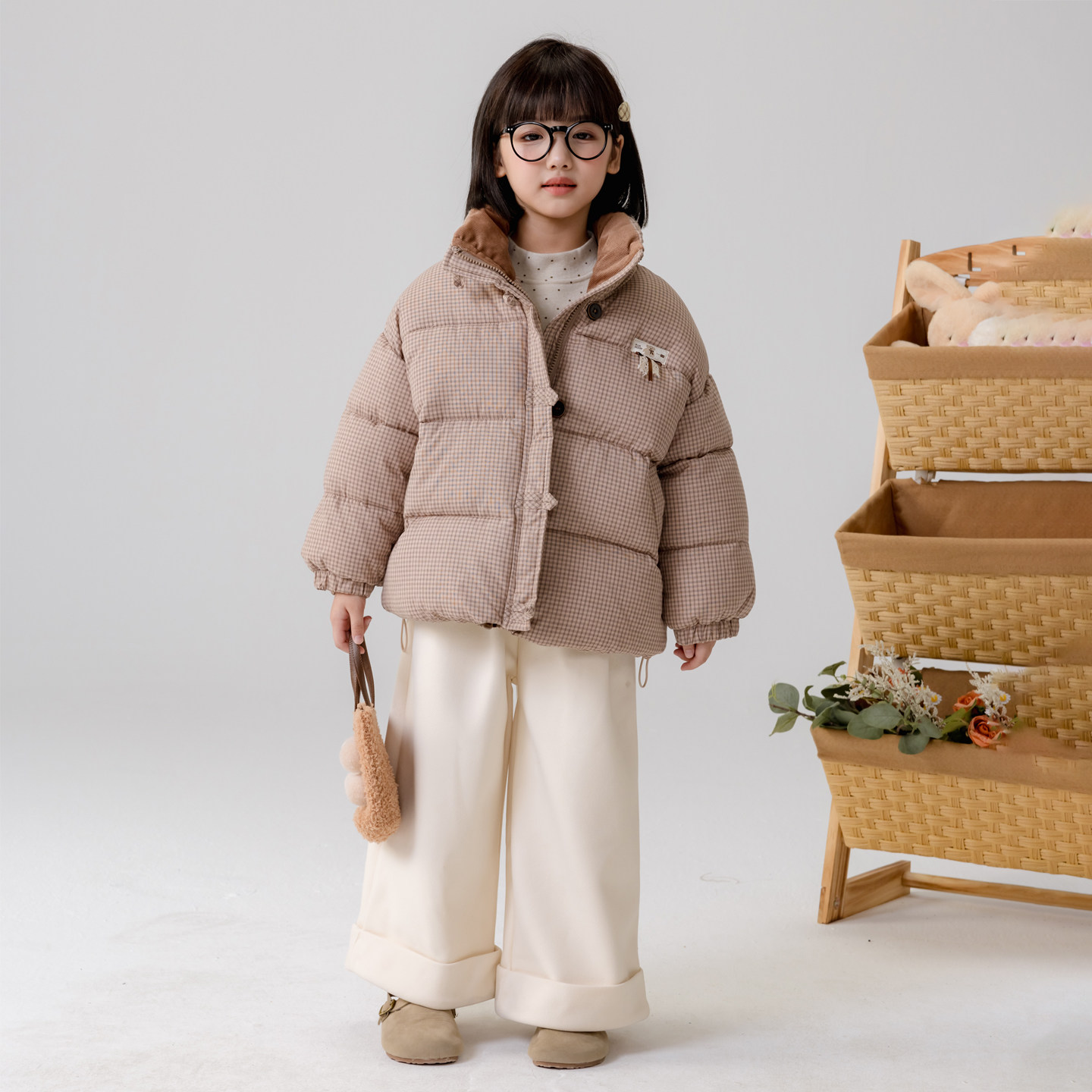 哈依鲁2026冬季新款女童棉袄儿童中大童时尚小格子夹棉加厚棉服潮