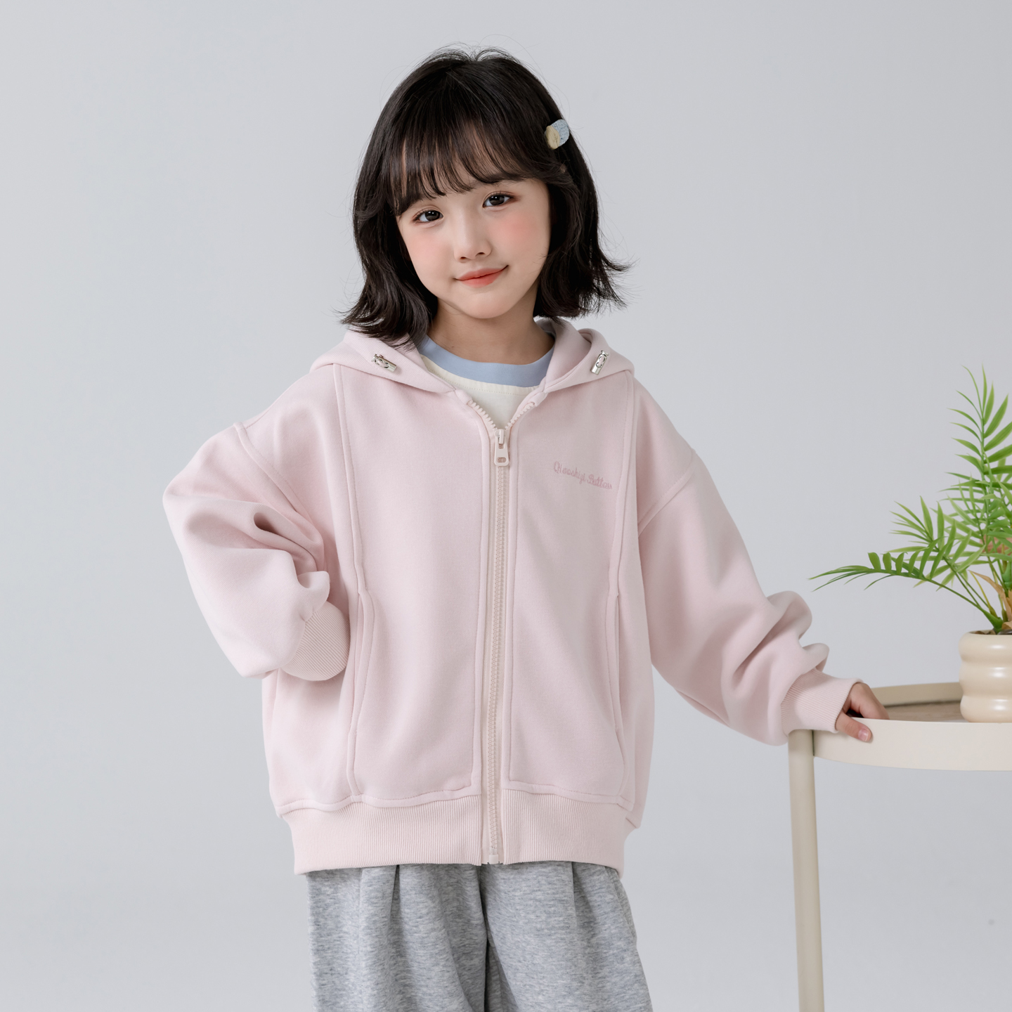 哈依鲁2025春秋季新款女童休闲外套儿童中大童时尚连帽开衫上衣