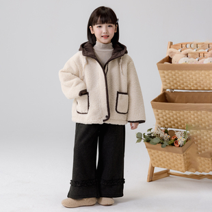 哈依鲁2025冬季新款女童加绒加厚外套儿童中大童羊羔绒连帽上衣潮
