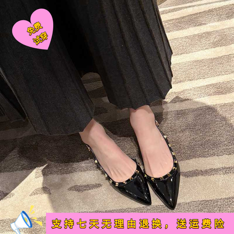 气质漆皮铆钉高跟凉鞋韩版包头后