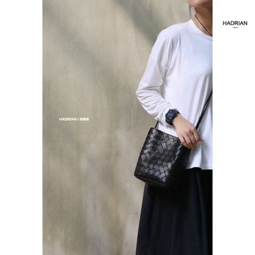 HADRIAN哈德良羊皮手工编织包女高单肩手Hobo包流浪包H25771
