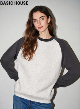 Basic House/百家好拼色插肩袖圆领卫衣女冬季宽松加厚保暖打底衫