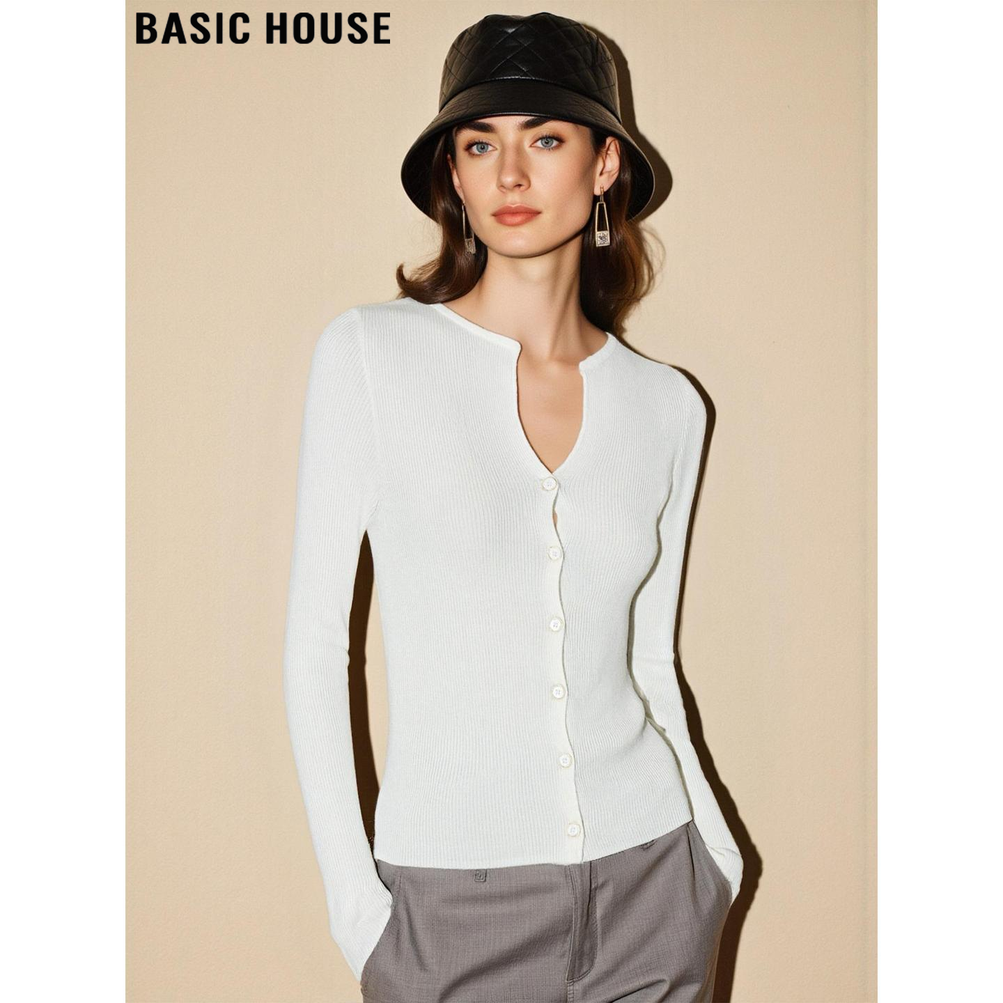 百家好白色V领软糯羊毛针织衫女