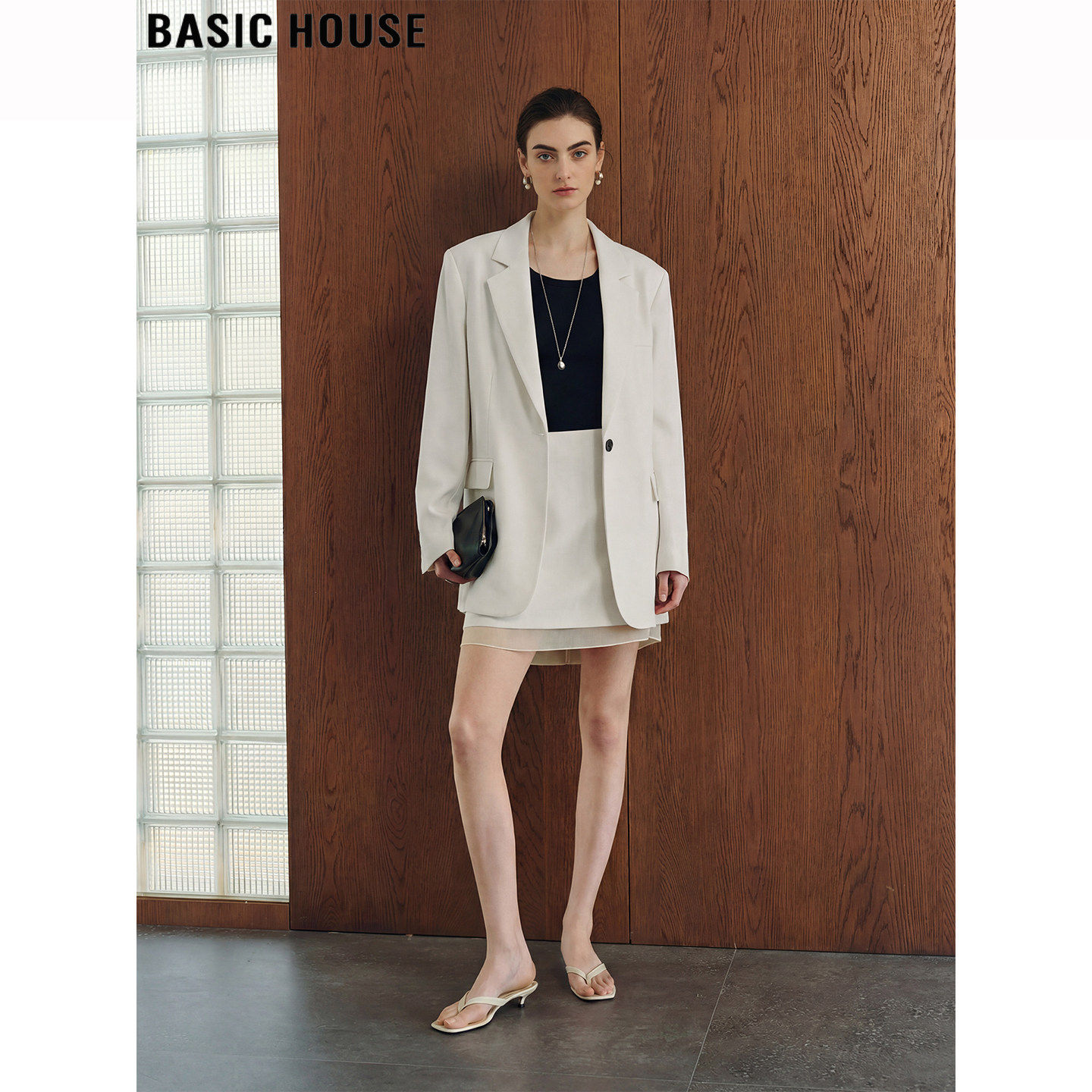 Basic House/百家好白色廓形西装外套女士春季高级感职场风小西服