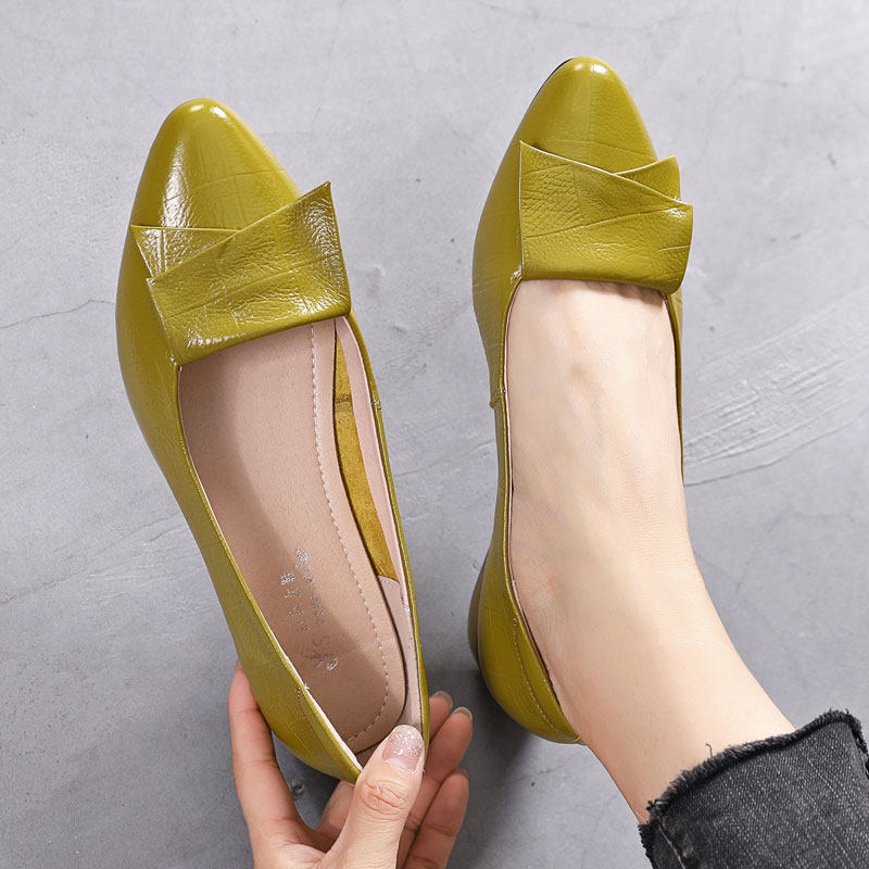 女单鞋2022新款春真皮鞋粗跟中低跟平底瓢鞋夏大码软底妈妈豆豆鞋,女鞋,浅口单鞋,淘宝优惠券,粉丝福利购,淘宝优惠卷