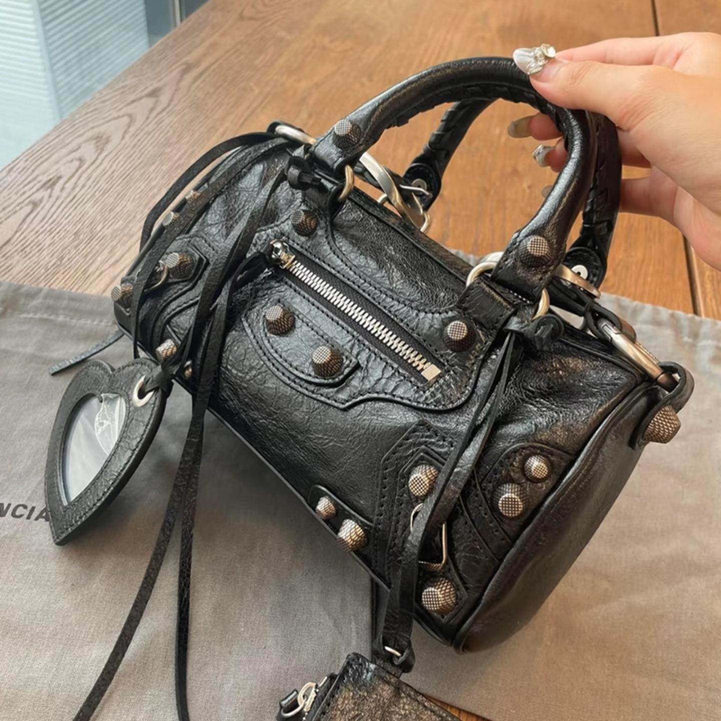 普洛克正品 mini圆筒机车包女铆钉流苏褶皱牛皮单肩斜挎手提女包