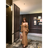 吴大笑 浪漫出逃～重工钩花睫毛蕾丝显瘦显白好搭配吊带连衣裙