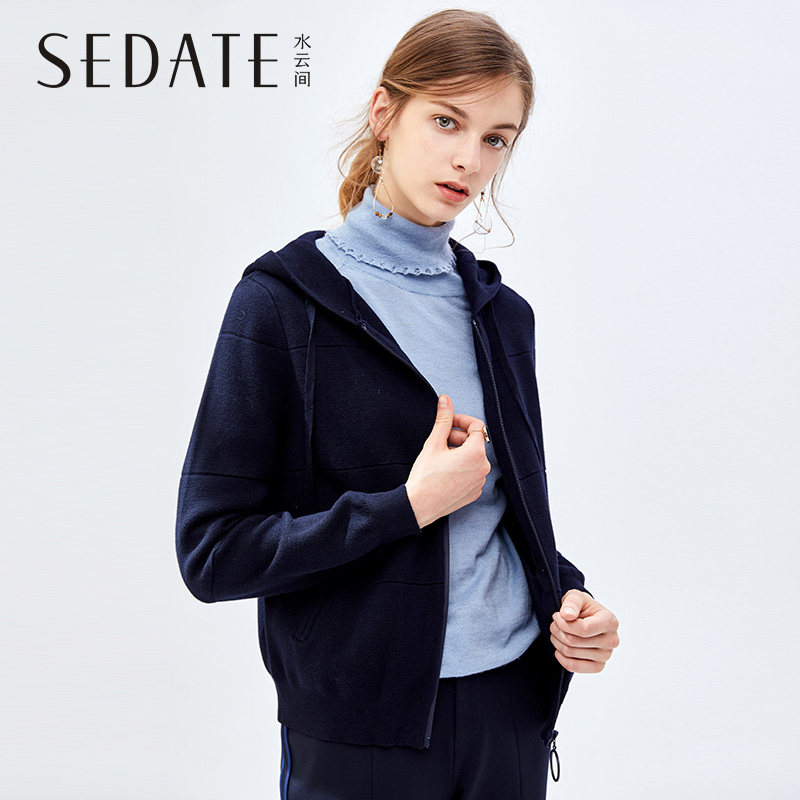 水云间纯黑色毛针织衫短外套女新款春秋韩版宽松毛衣卫衣连帽